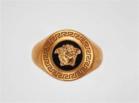 bague versace homme occasion|Bague homme Versace en or jaune 18K .